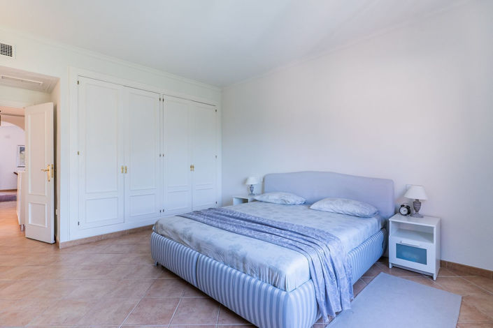 Image No.13-3 Bed Apartment for sale