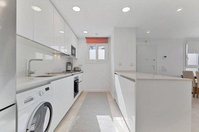 11-20939a0134ad724a8cb2a801094d15a4