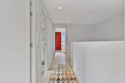 12-53013098fcab6c38b1379cd33298e050