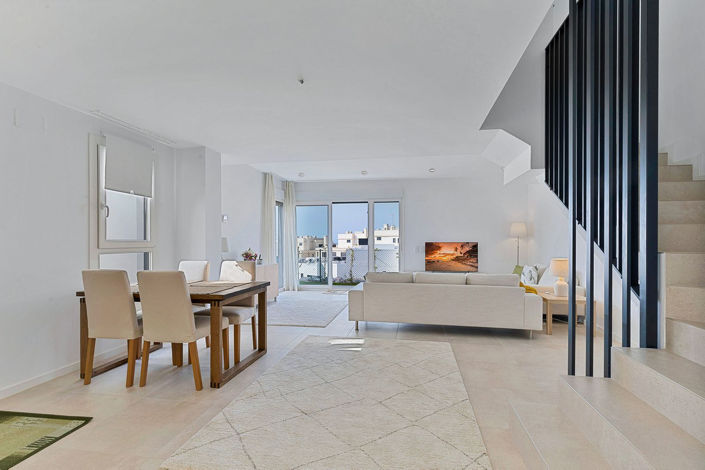 Image No.6-3 Bed Villa for sale