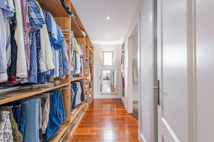 Image No.16-6 Bed Villa for sale