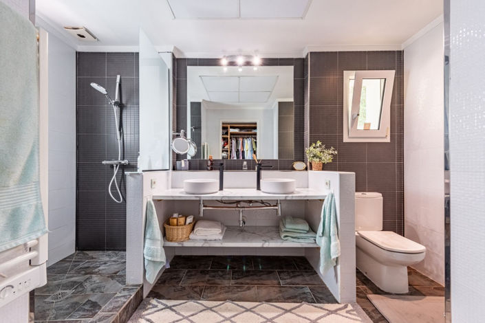 Image No.22-6 Bed Villa for sale