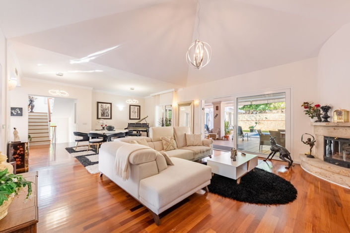 Image No.6-6 Bed Villa for sale