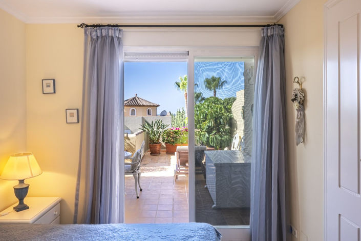 Image No.20-2 Bed Apartment for sale