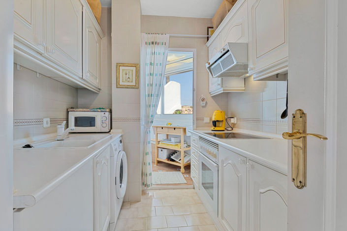 Image No.10-2 Bed Apartment for sale