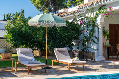 15-11d12f2f454f2f5e9b981fdd8b901d51