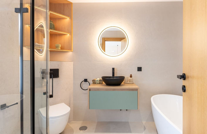 Image No.21-4 Bed Townhouse for sale