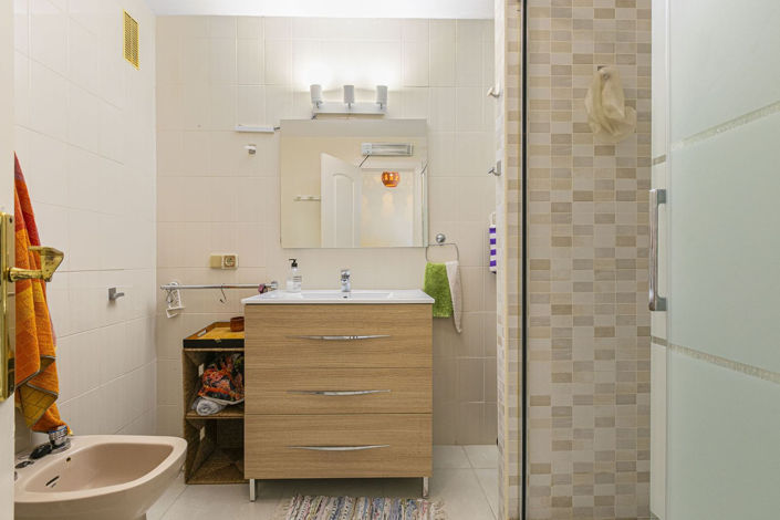 Image No.16-2 Bed Apartment for sale