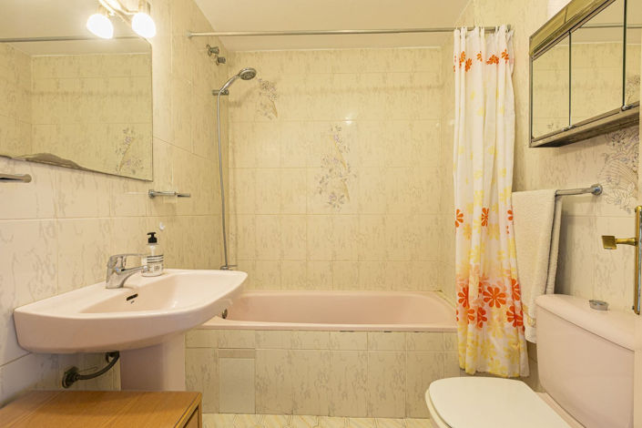 Image No.19-2 Bed Apartment for sale