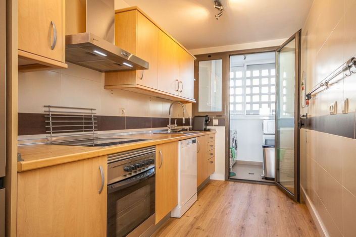 Image No.12-2 Bed Apartment for sale