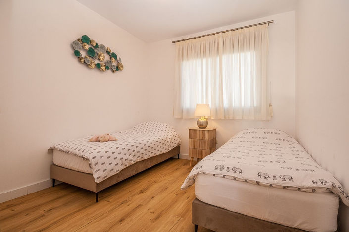 Image No.15-2 Bed Apartment for sale