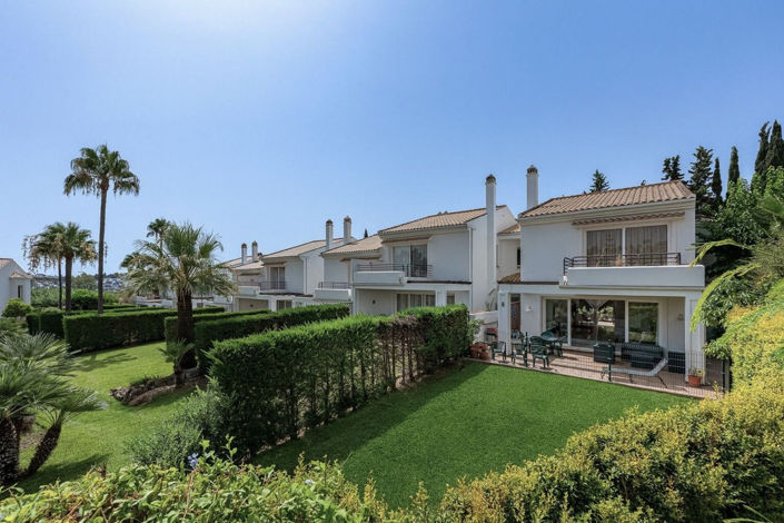 Image No.1-3 Bed Townhouse for sale