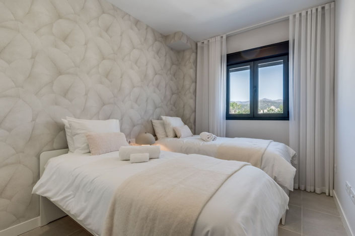 Image No.17-2 Bed Apartment for sale