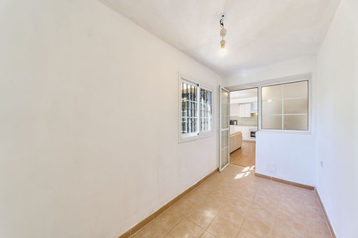 Image No.17-3 Bed Townhouse for sale