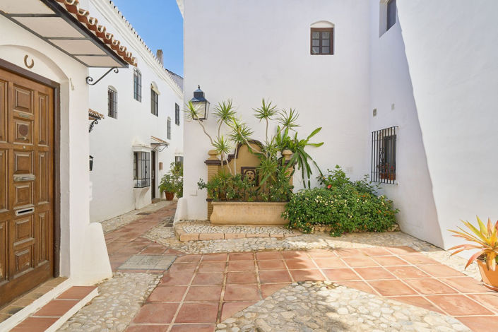 Image No.23-3 Bed Townhouse for sale