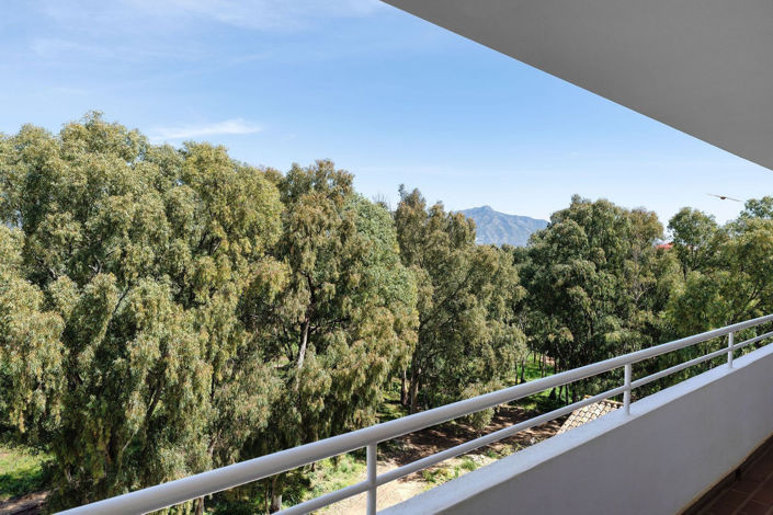 Image No.15-2 Bed Apartment for sale