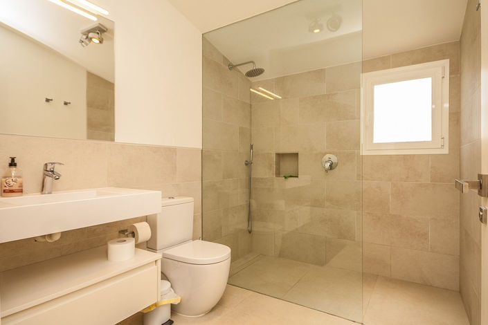 Image No.16-5 Bed Villa for sale