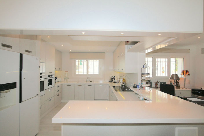 Image No.12-4 Bed Villa for sale