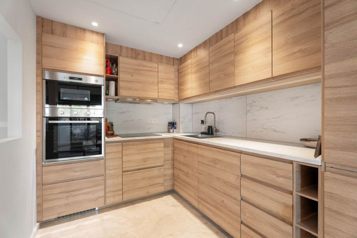 Image No.14-3 Bed Townhouse for sale