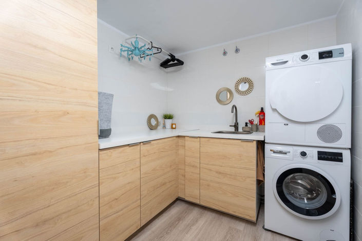 Image No.18-3 Bed Townhouse for sale