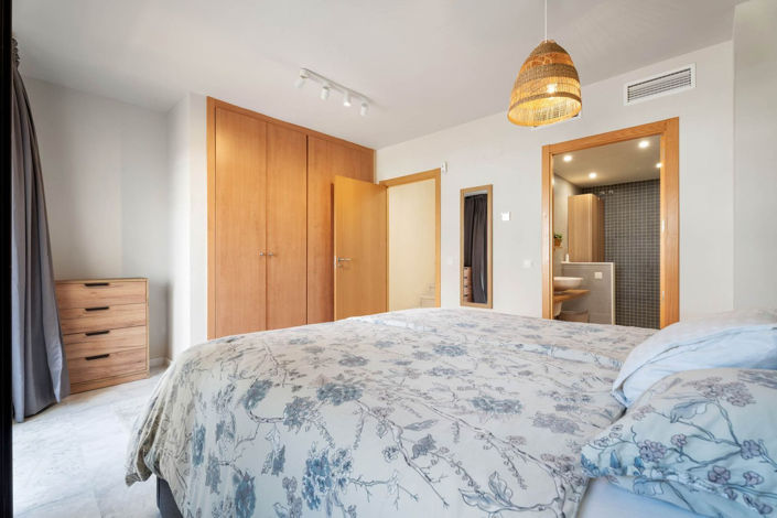 Image No.25-3 Bed Townhouse for sale