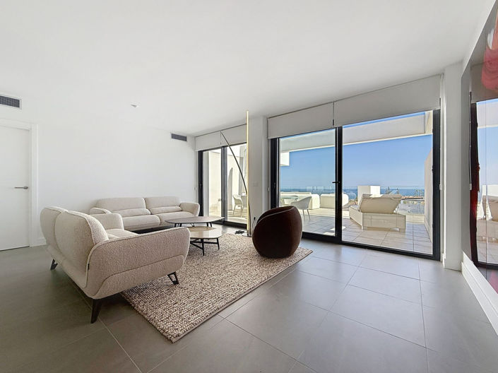 Image No.11-3 Bed Apartment for sale