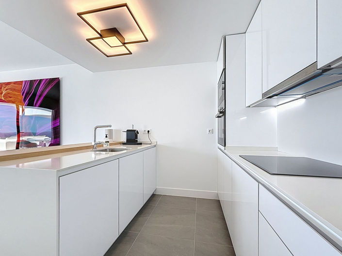 Image No.13-3 Bed Apartment for sale