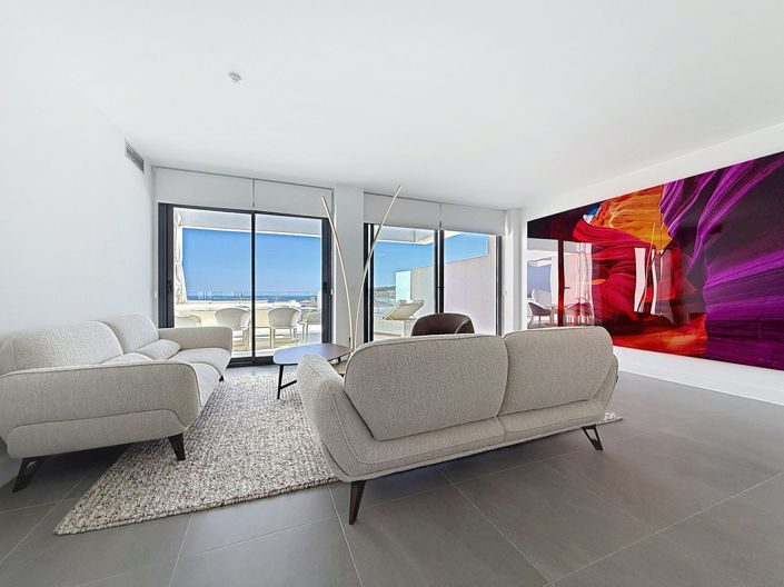 Image No.8-3 Bed Apartment for sale