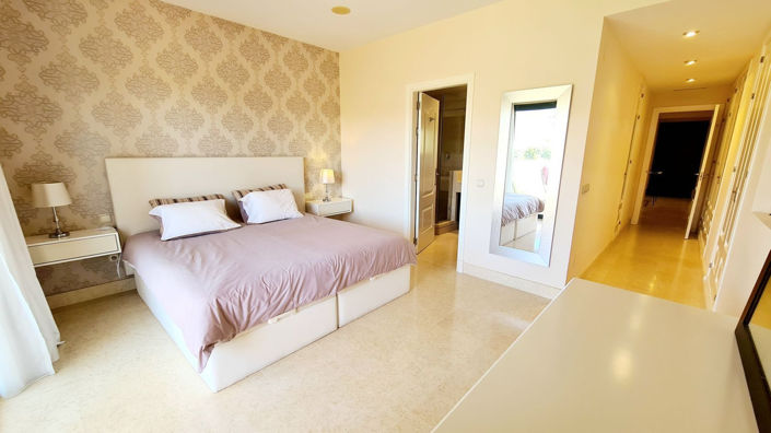 Image No.12-2 Bed Apartment for sale