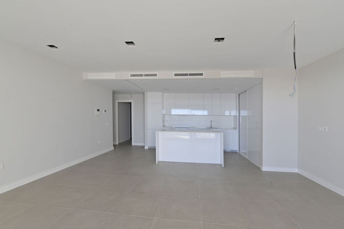 Image No.9-3 Bed Apartment for sale