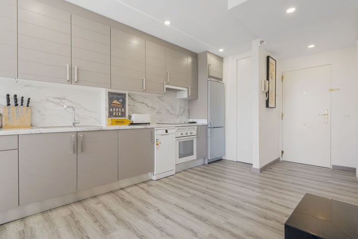 Image No.15-2 Bed Apartment for sale