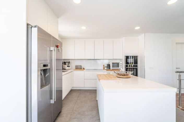 Image No.11-6 Bed Villa for sale