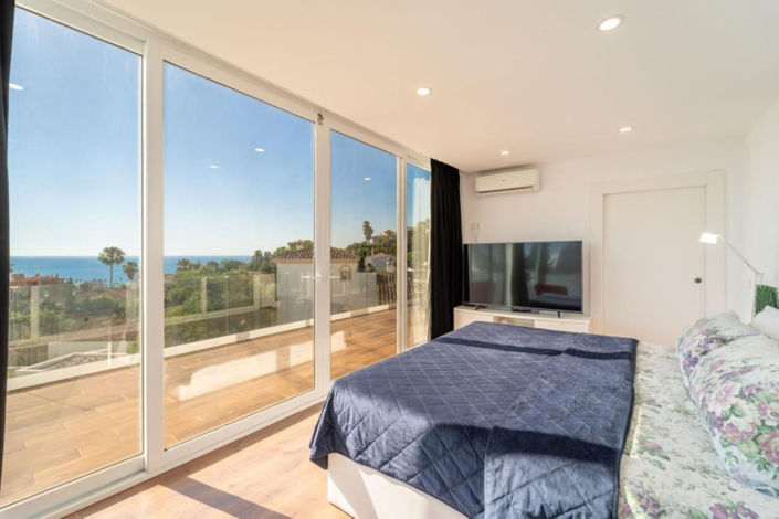 Image No.16-6 Bed Villa for sale