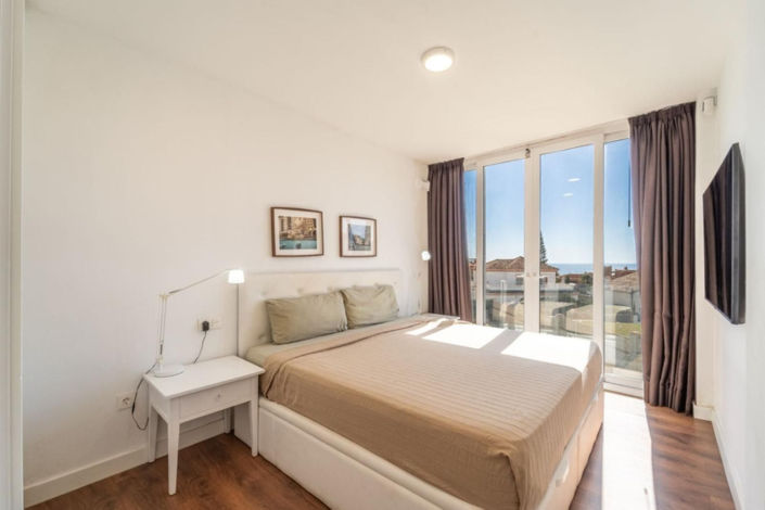 Image No.27-6 Bed Villa for sale