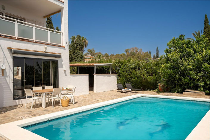 Image No.3-5 Bed Villa for sale