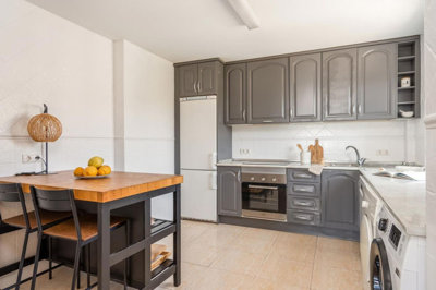 9-467d0cee5b725f3ef65f102a0c2e69c0