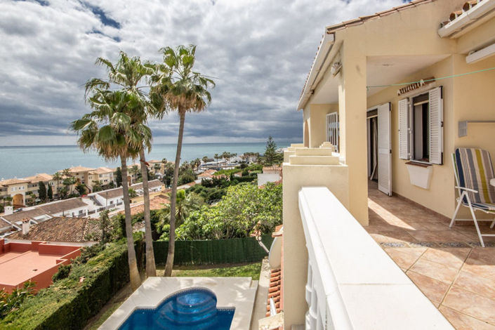 Image No.1-4 Bed Villa for sale