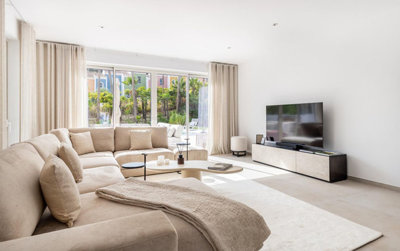 9-467d0cee5b725f3ef65f102a0c2e69c0