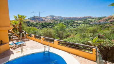 7-aa4cc561180b369757c0bb4af9886cd3