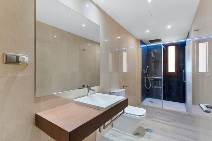 Image No.13-3 Bed Apartment for sale