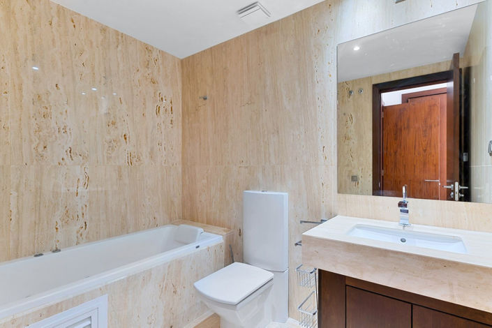 Image No.14-3 Bed Apartment for sale