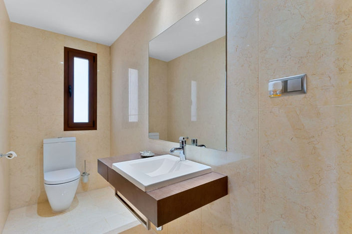 Image No.15-3 Bed Apartment for sale