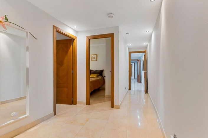 Image No.12-3 Bed Apartment for sale