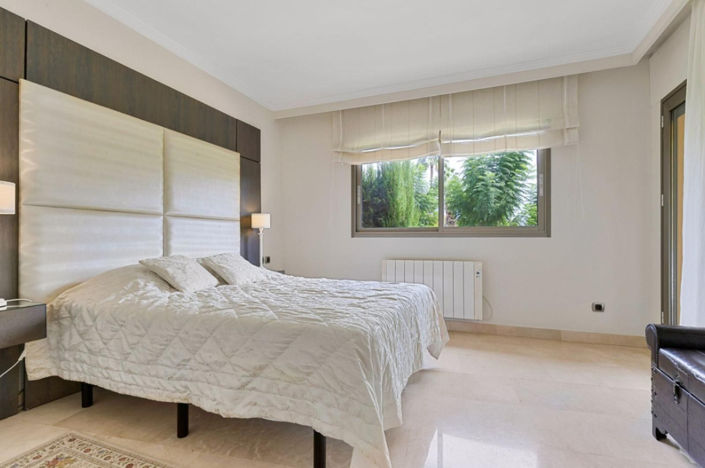 Image No.14-3 Bed Apartment for sale