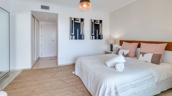 Image No.17-3 Bed Apartment for sale