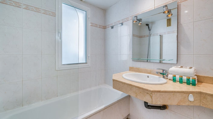 Image No.22-3 Bed Apartment for sale