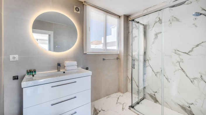 Image No.28-3 Bed Apartment for sale