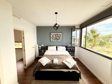 10-bb915d1cb19341576dcdc994b81ab9c5