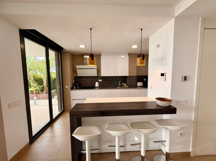 Image No.8-4 Bed Villa for sale