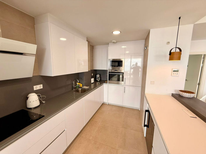 Image No.9-4 Bed Villa for sale